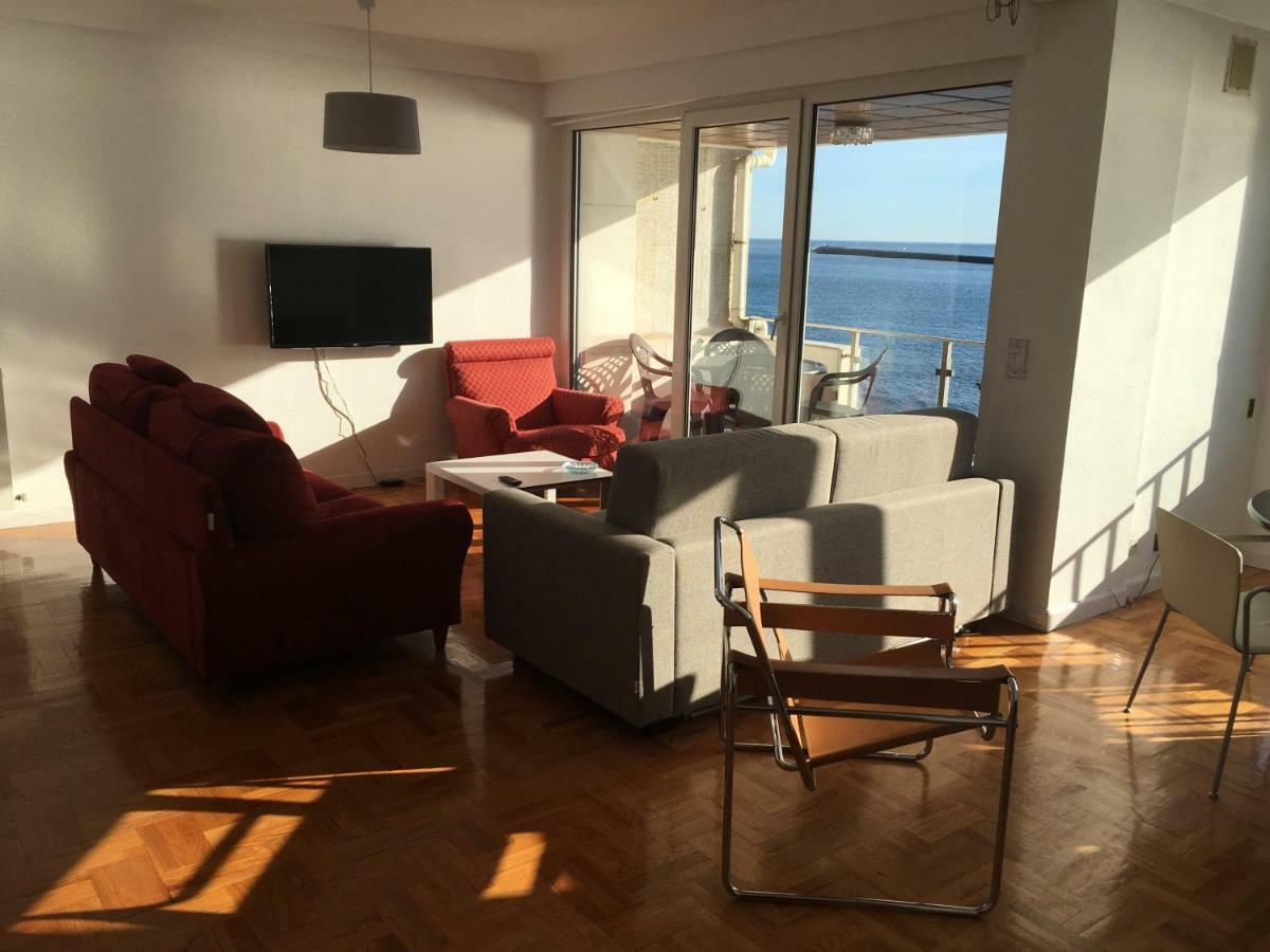 Ontzaldi By Basquelidays Apartment Hondarribia Bagian luar foto